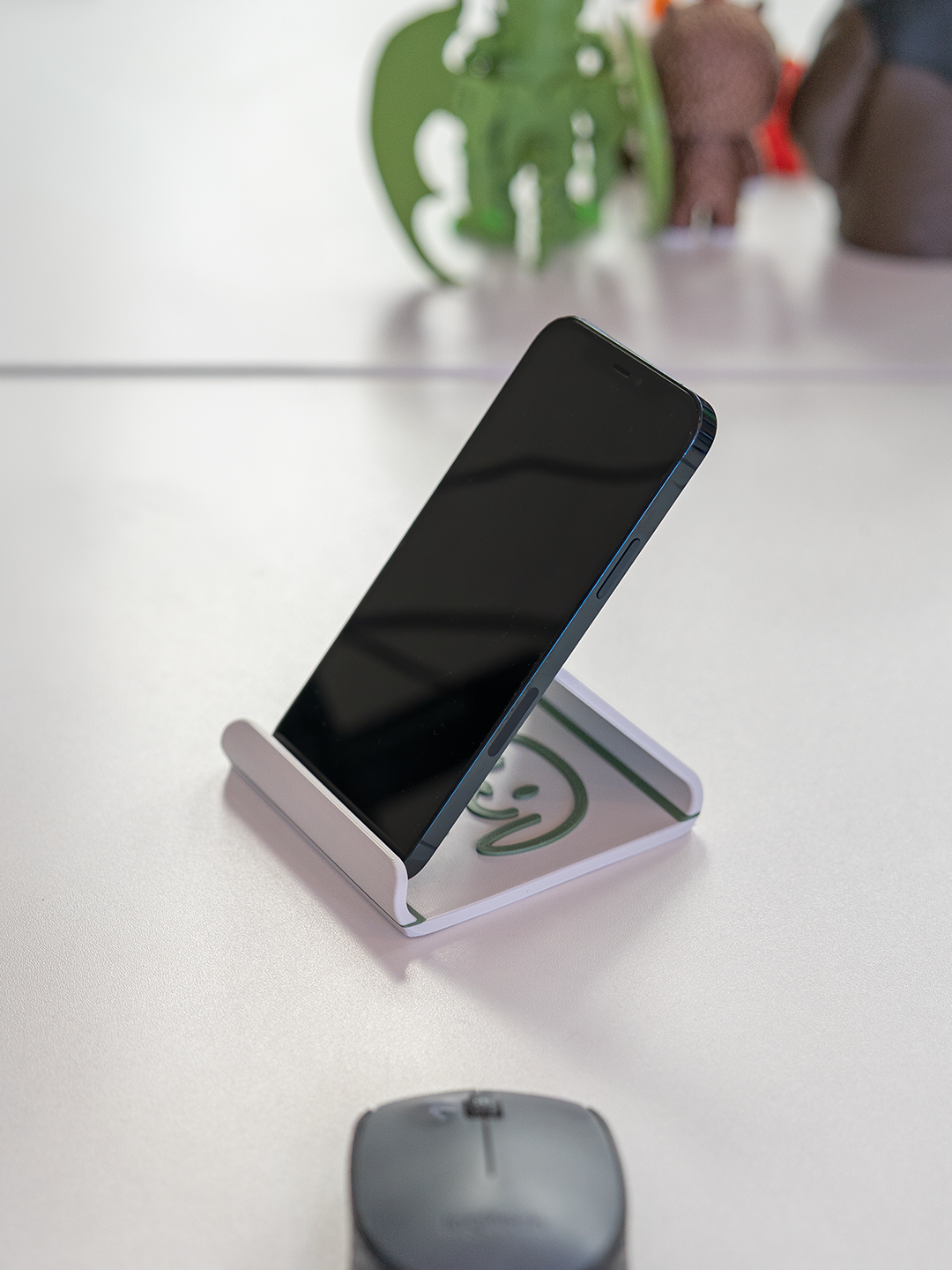 Custom Phone Holders for Desk - Personalized 3D Printed Stand - Mysticraft 3D Creations
