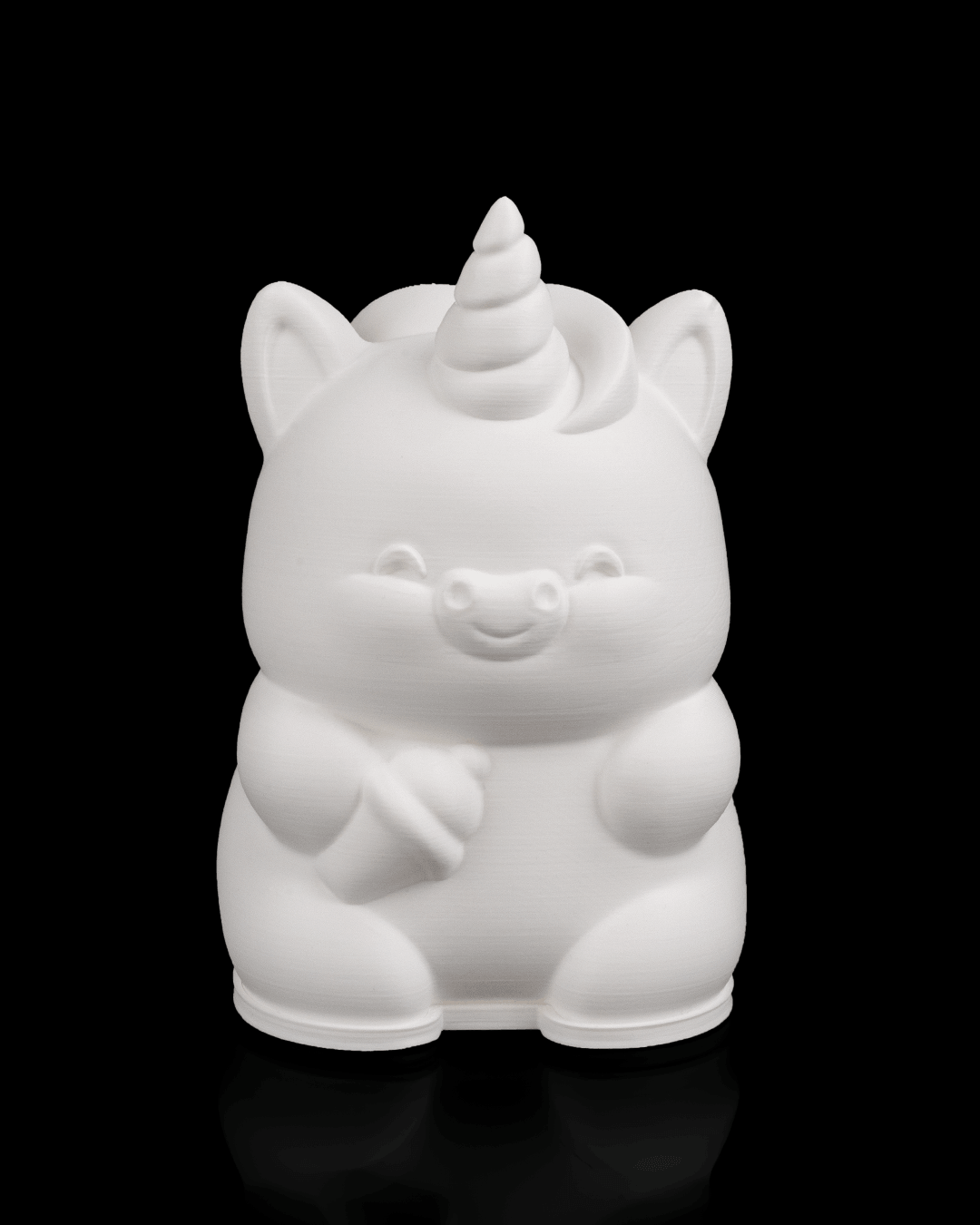 Horn of Light Table Lamp - Unicorn in a cheerful design with a gentle glow, perfect for cozy spaces.